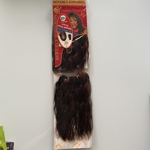 Beverly Johnson Spanish Wave Weave - Picture 3 of 4